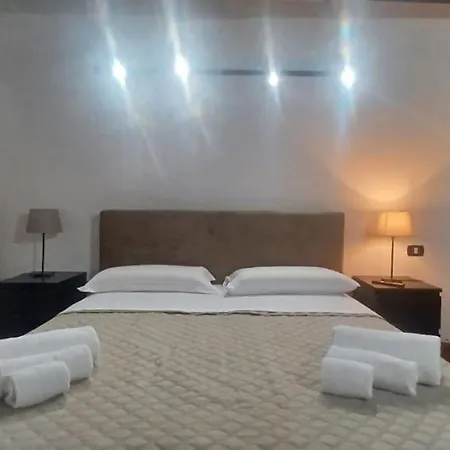 Residenza Nunziatella * Naples